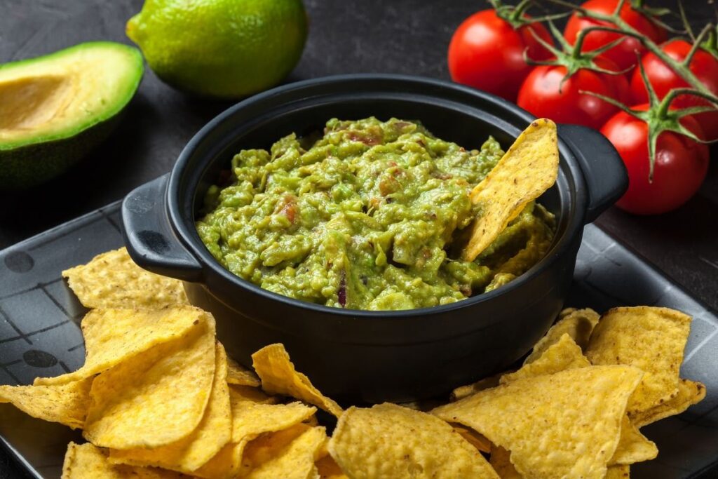 Dokonalý trik na uchovanie guacamole bez oxidácie