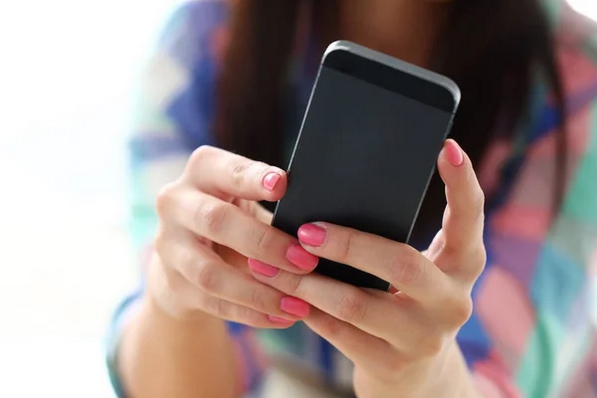 Test osobnosti: spôsob, akým držíte telefón, odhaľuje skryté črty vašej povahy